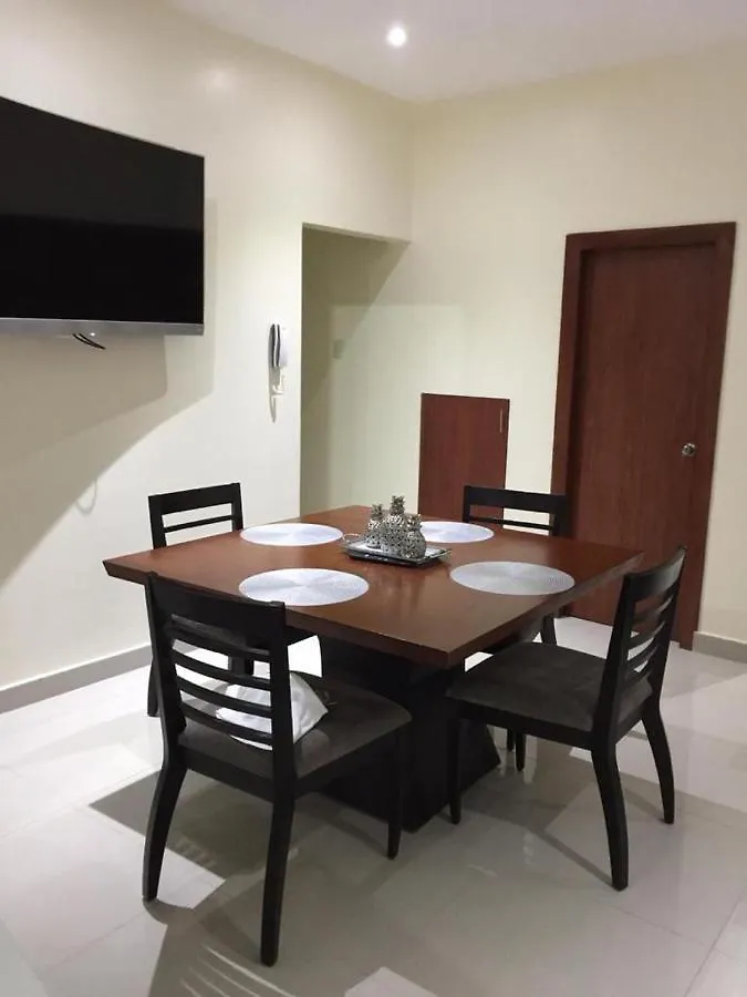 Garzota Suites Airport Bajos Guayaquil 0*,  Équateur